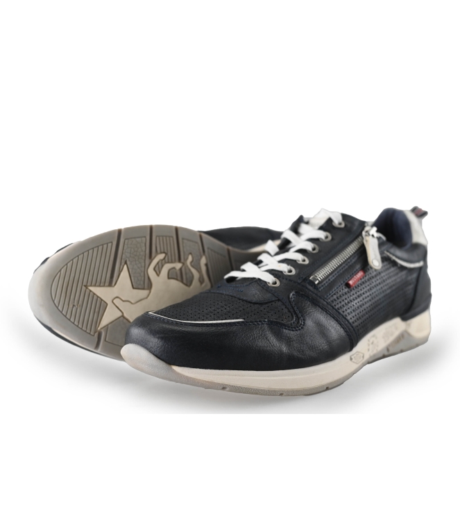 Mustang Sneakers