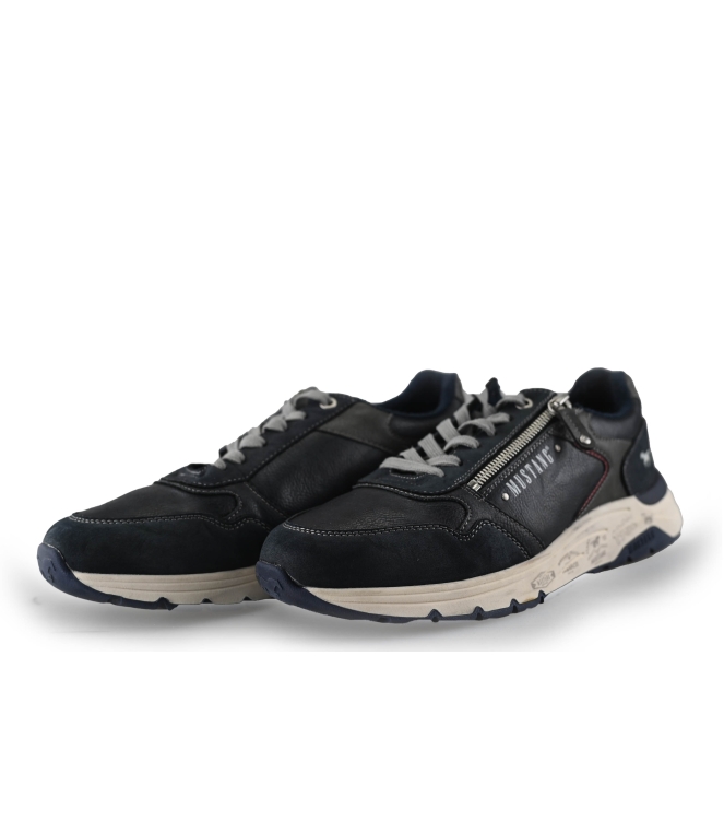 Mustang Sneakers