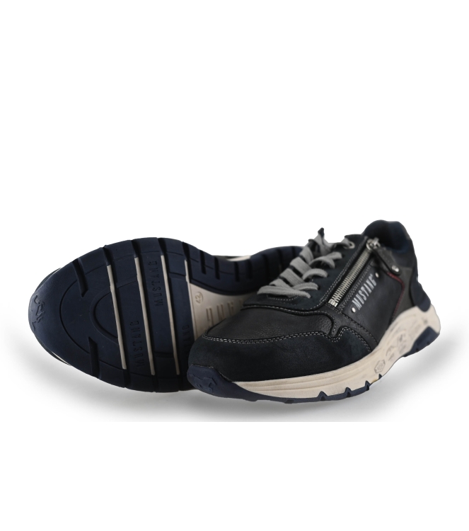 Mustang Sneakers