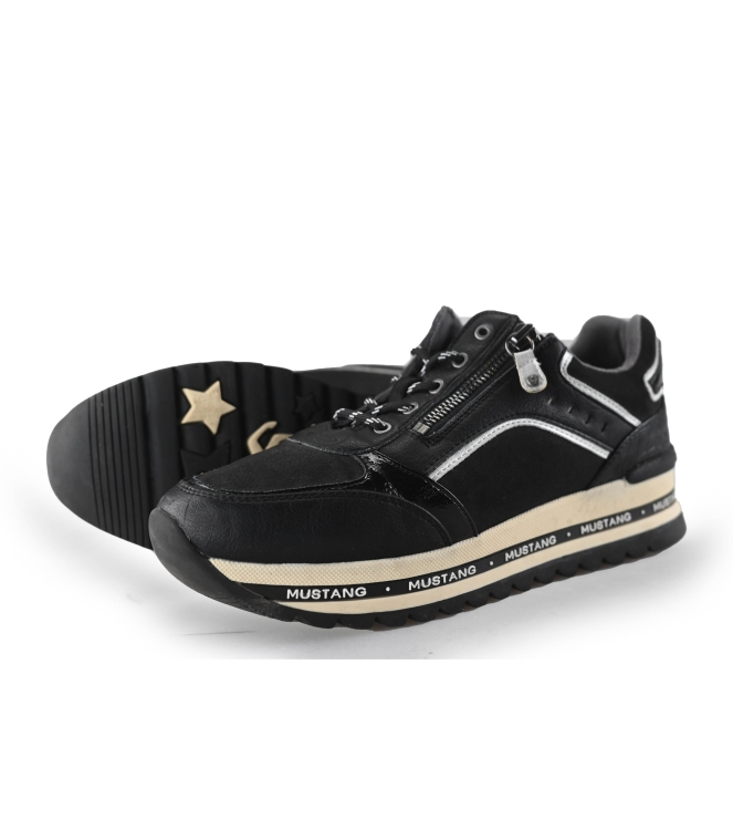 Mustang Sneakers