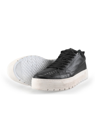 Sub55 Sneakers