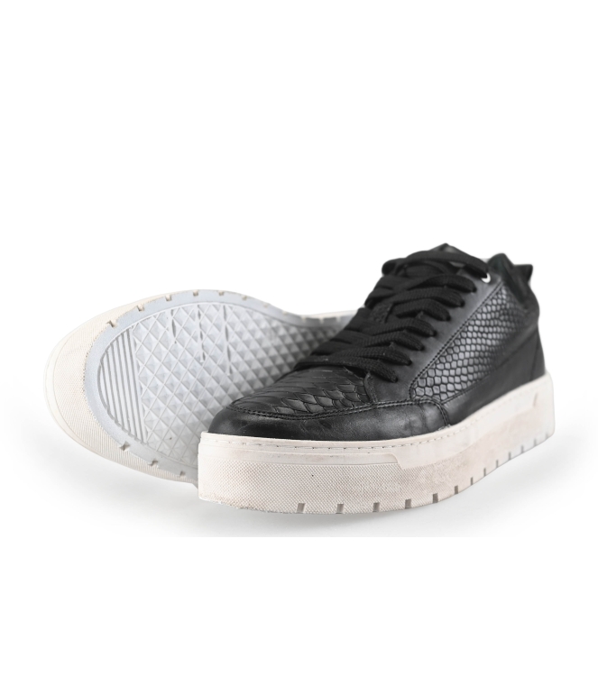 Sub55 Sneakers
