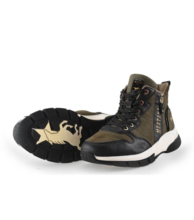 Mustang Sneakers