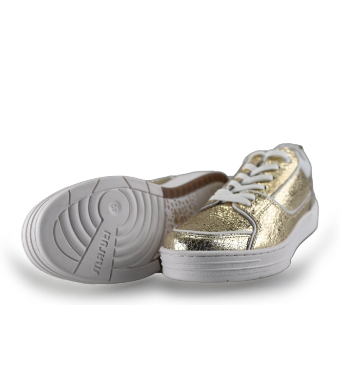 Maruti Sneakers