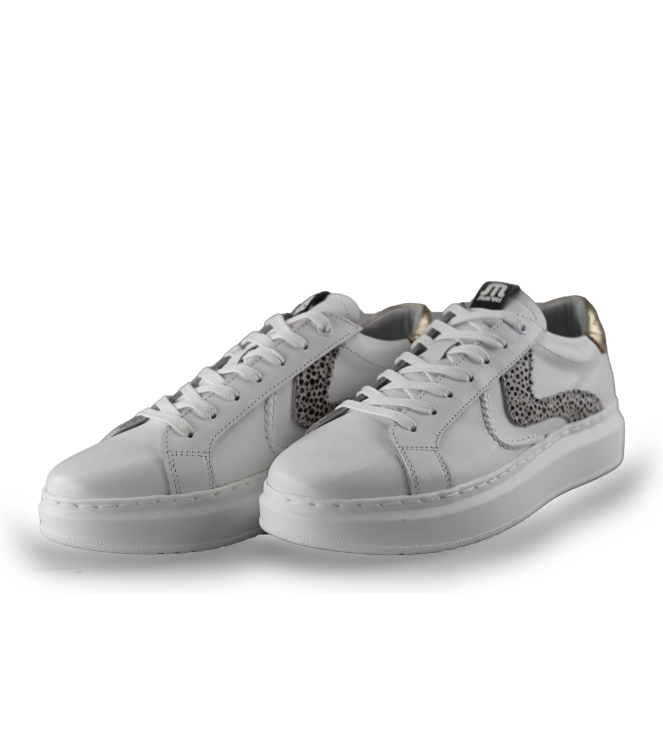 Maruti Sneakers