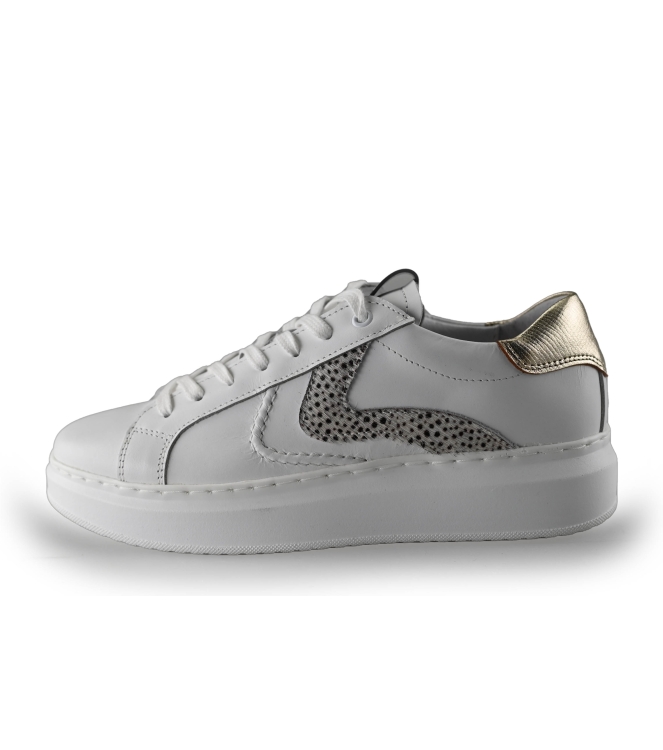 Maruti Sneakers