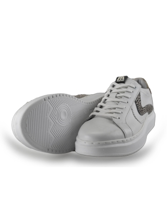 Maruti Sneakers