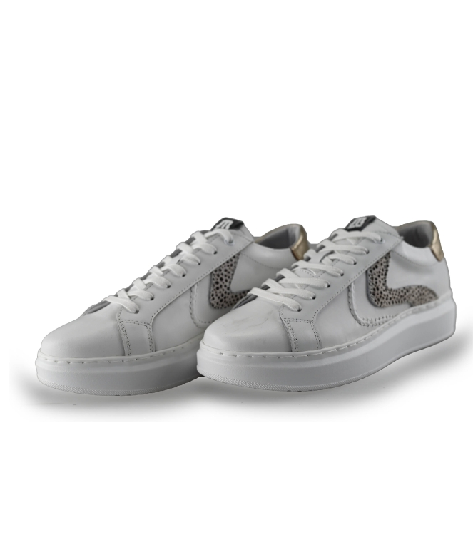 Maruti Sneakers