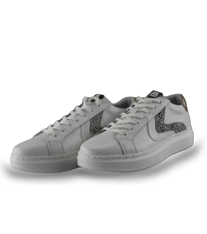 Maruti Sneakers