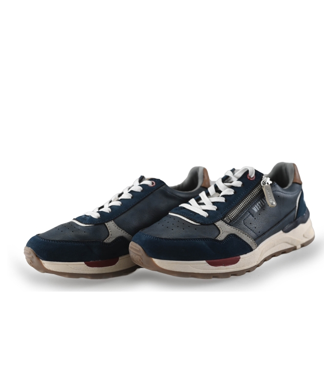Mustang Sneakers