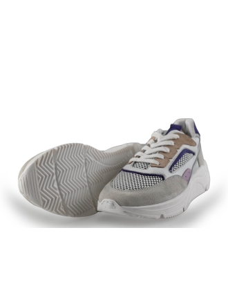 Giga Sneakers
