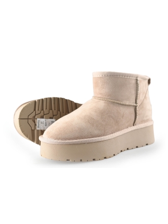 Sacha Boots