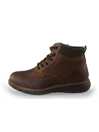 Outfielder Hoge sneakers