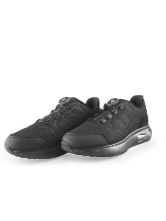Red-Rag Sneakers