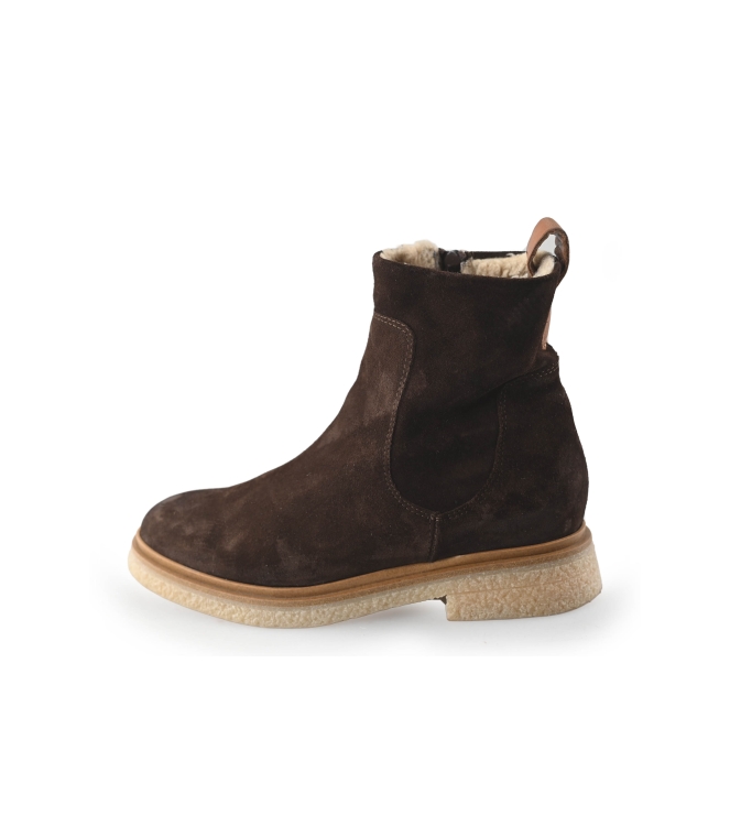 Ayana Chelsea boots