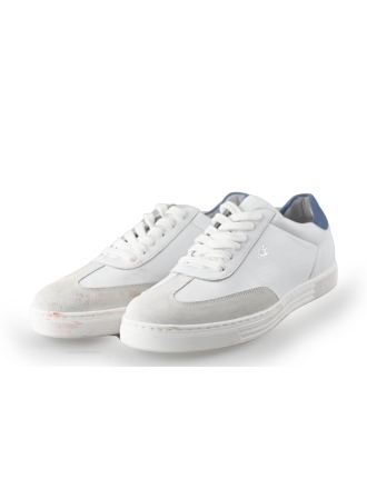 AQA Sneakers