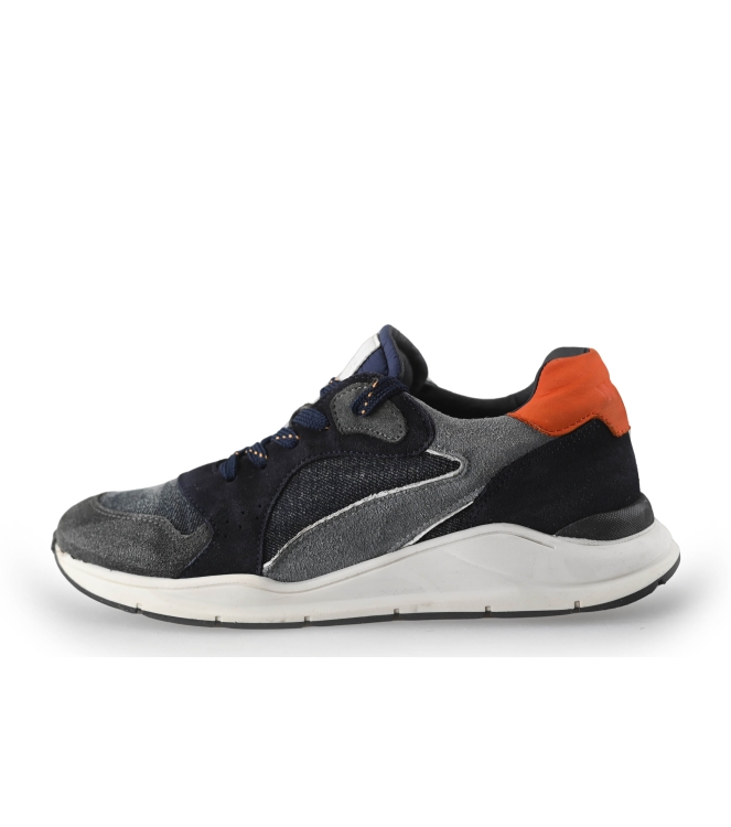 Wysh Sneakers