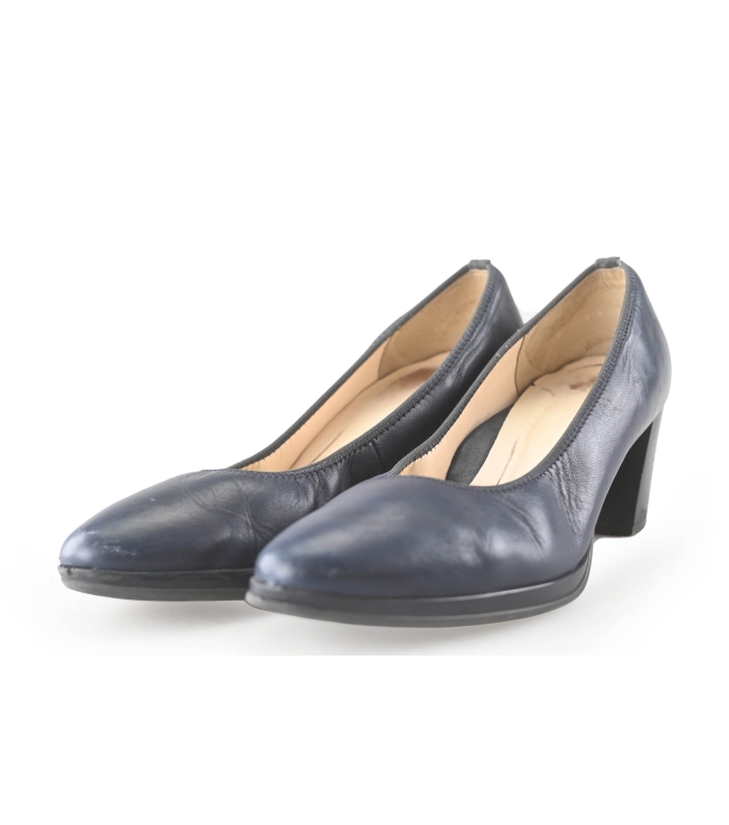 Ara Pumps