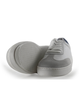 AQA Sneakers