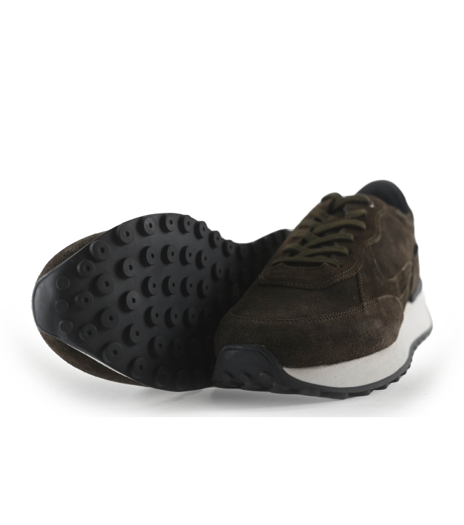 Vertice Sneakers