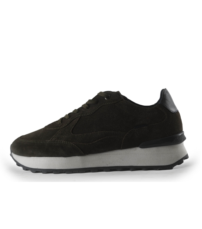 Vertice Sneakers