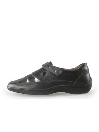 Apex Sneakers