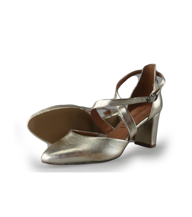 Manfield Pumps