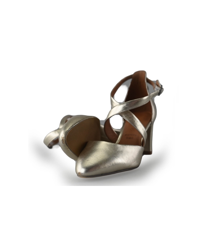 Anna Field Pumps