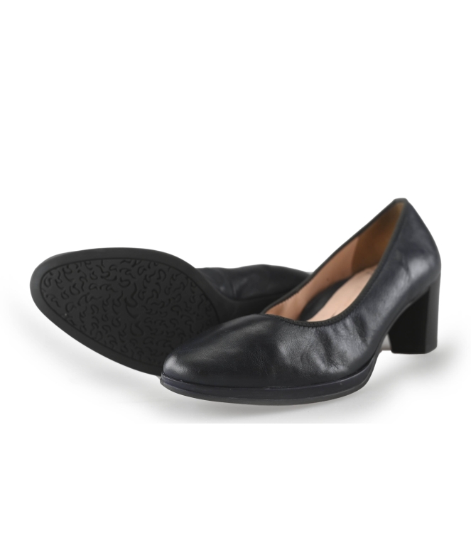 Ara Pumps