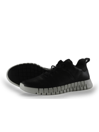 Ecco Sneakers