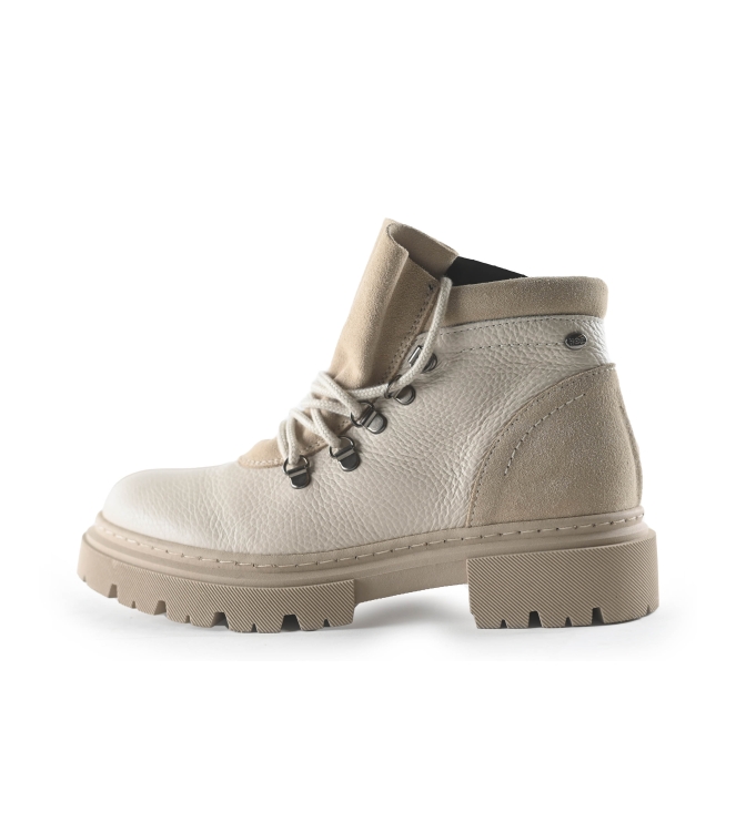 Maruti Boots