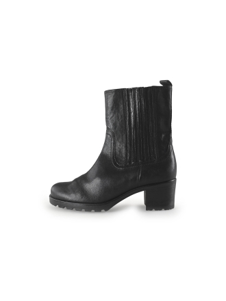 Gabor Chelsea boots