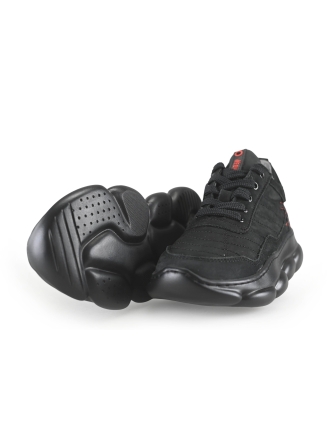 Red-Rag Sneakers