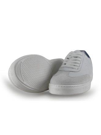 AQA Sneakers