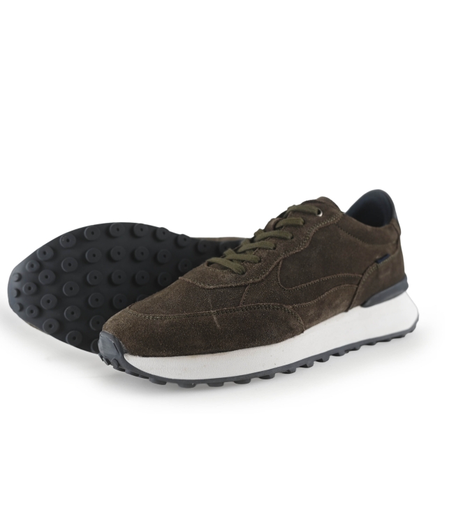 Vertice Sneakers