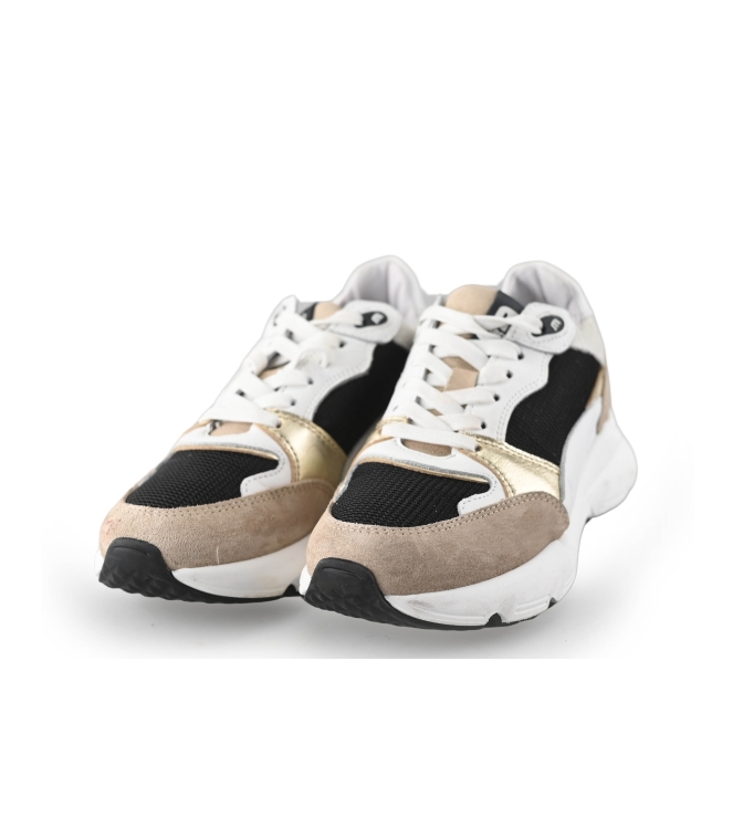Maruti Sneakers