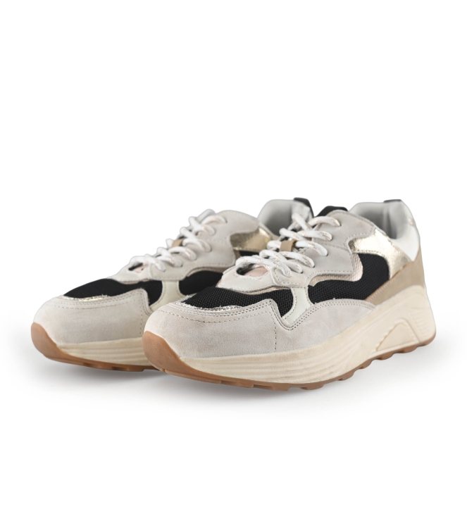 DSTRCT Sneakers