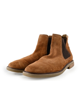 Clarks Chelsea boots