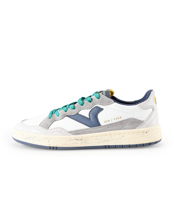 Victoria Sneakers