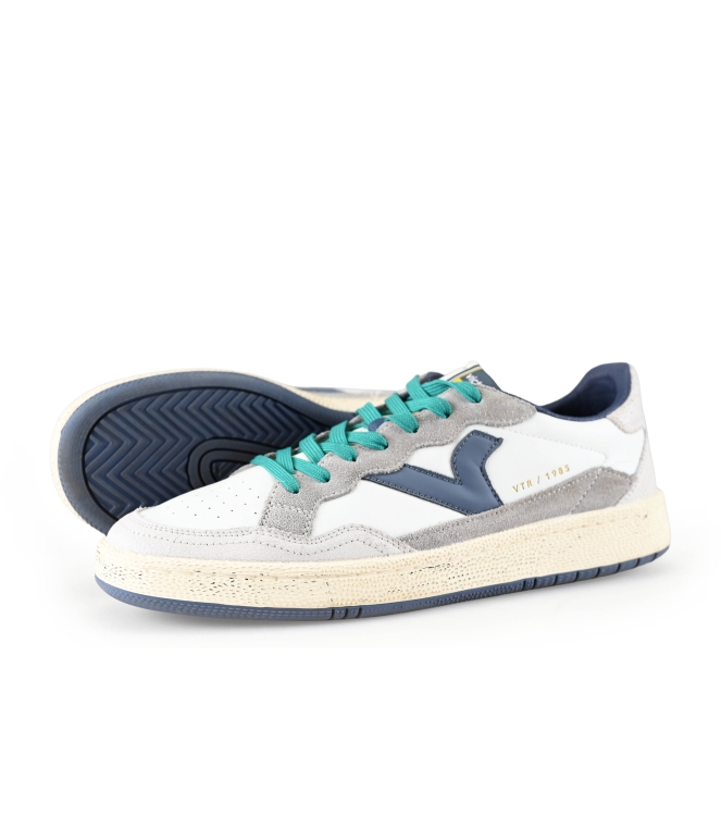 Victoria Sneakers