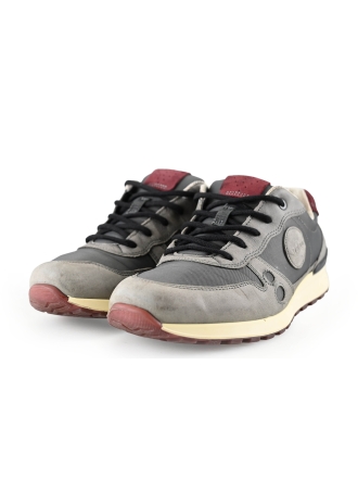Ecco Sneakers