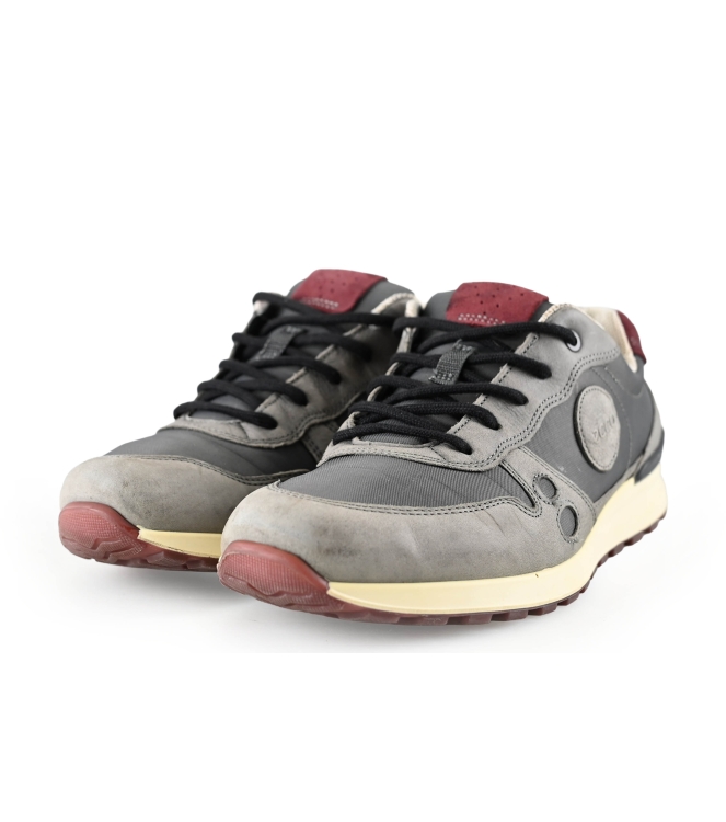 Ecco Sneakers