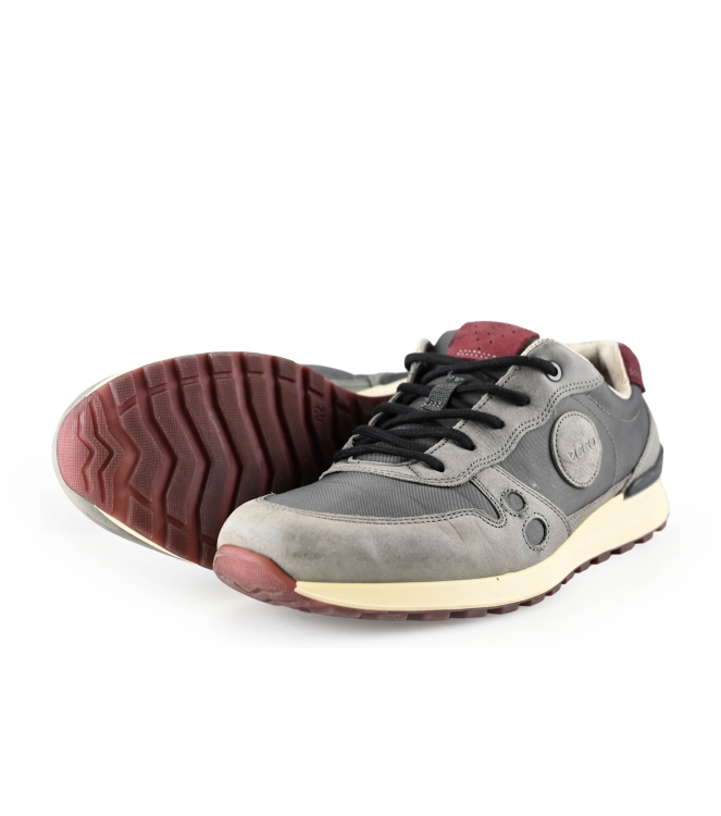 Ecco Sneakers