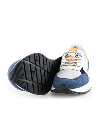 Vertice Sneakers