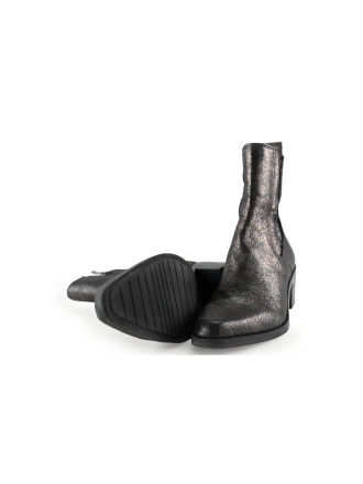 Tamaris Chelsea boots