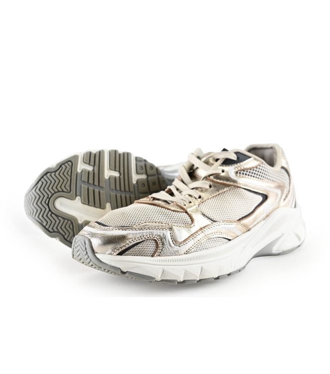 Maruti Sneakers