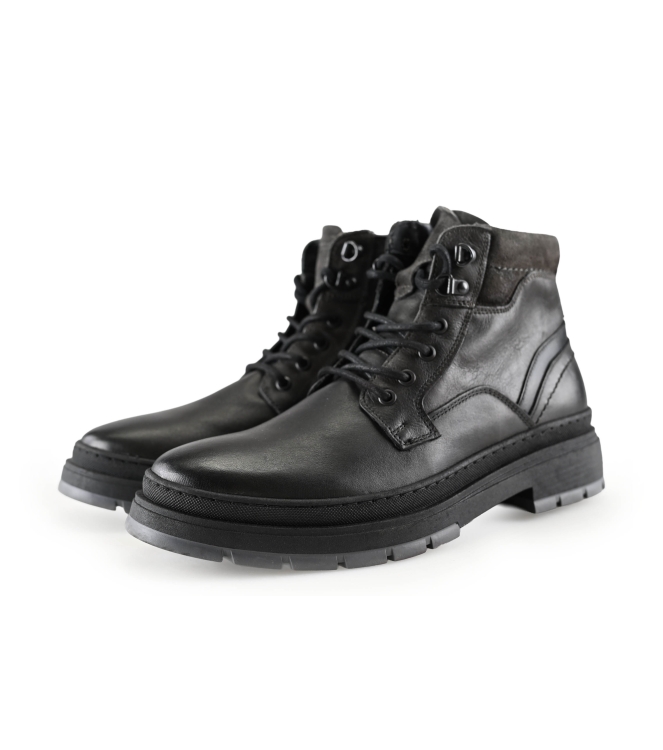 Outfielder Veterboots