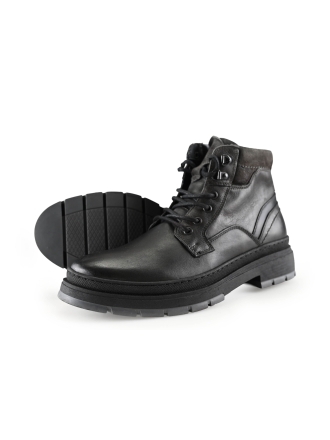 Outfielder Veterboots