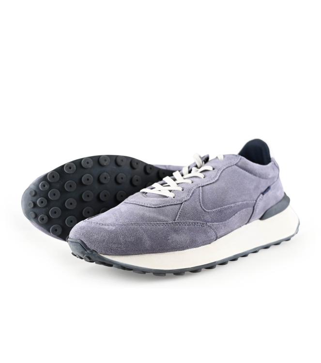 Vertice Sneakers