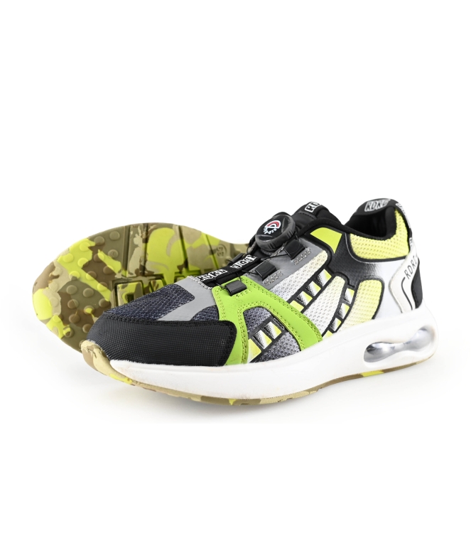 Red-Rag Sneakers